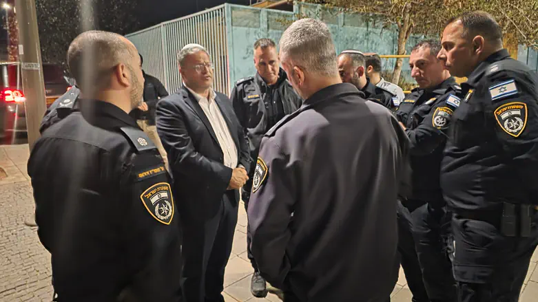 Ben Gvir visits south after gunfire from Bedouin town: We will fight for governance