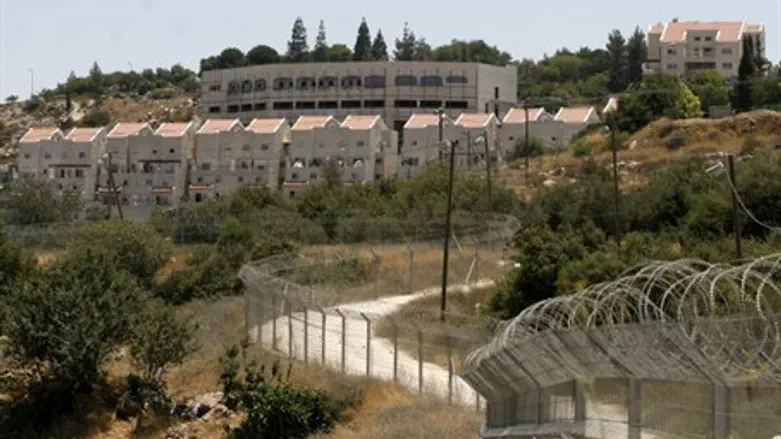 Bereaved daughter writes: One building in Kiryat Arba – eight murdered