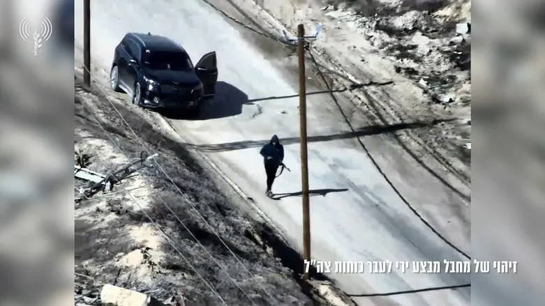 Footage reveals: Armed terrorist fires towards IDF soldiers