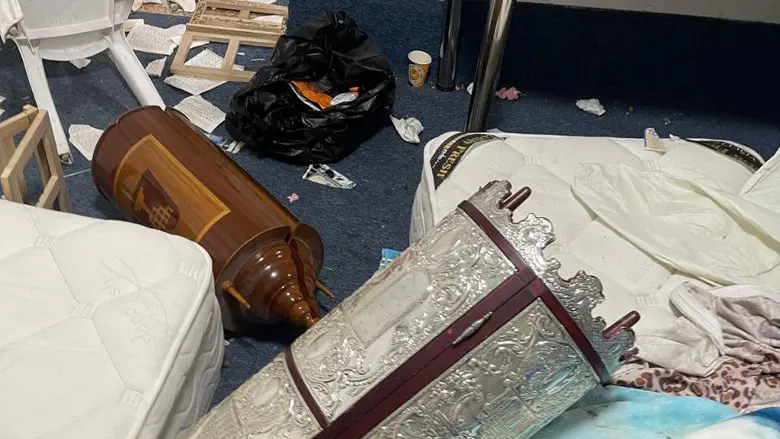 Shocking vandalism at synagogue in Kadima-Zoran