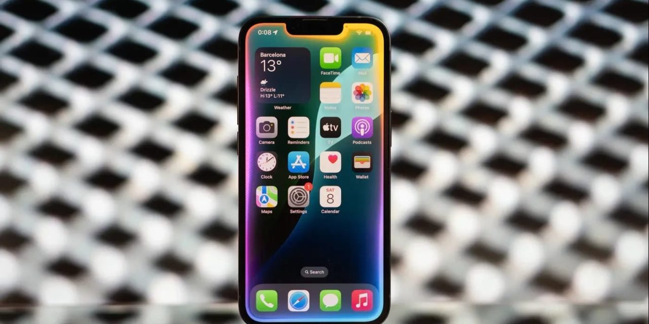 IDF bans Android phones for senior officers, iPhones now mandatory, Army Radio reports