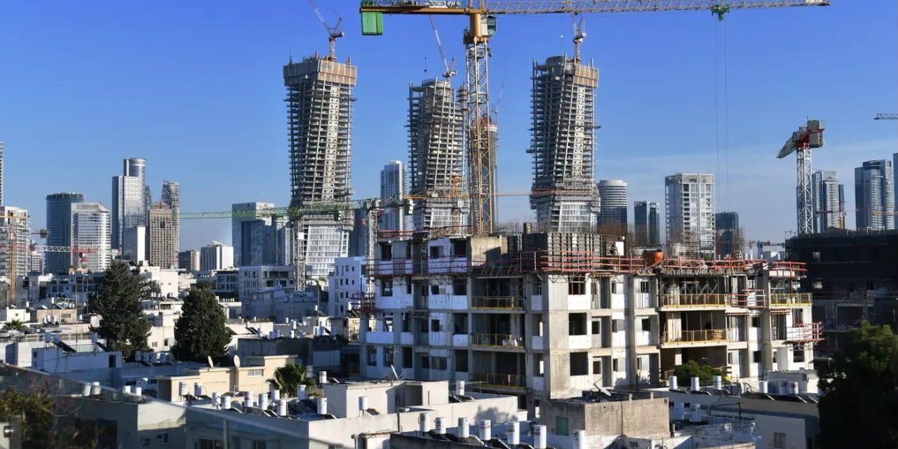 Construction time lengthens, rent rises, and young people pay the price