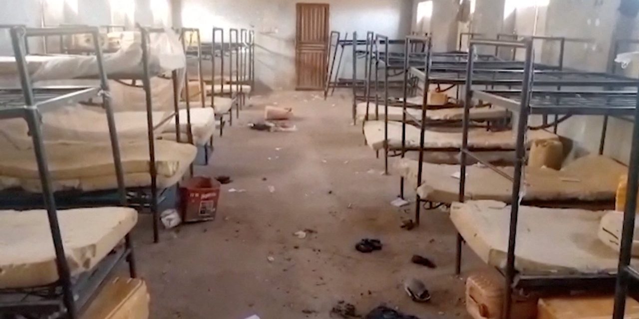 Kidnapped Nigerian schoolgirls have been released, official says