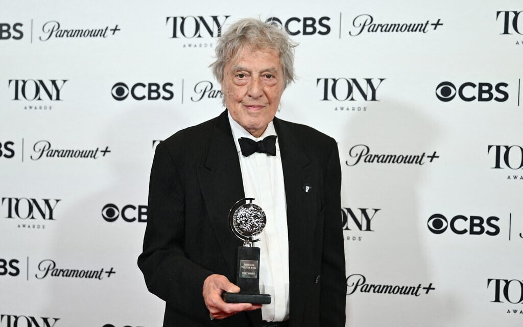 Legendary British playwright Tom Stoppard dies at 88
