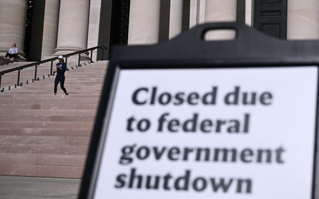 US Senate takes first step toward ending record government shutdown