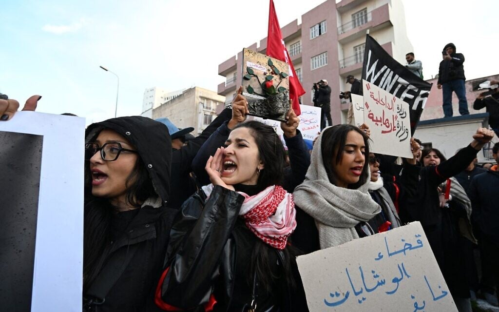 Tunisians protest against political and economic conditions, in echo of Arab Spring