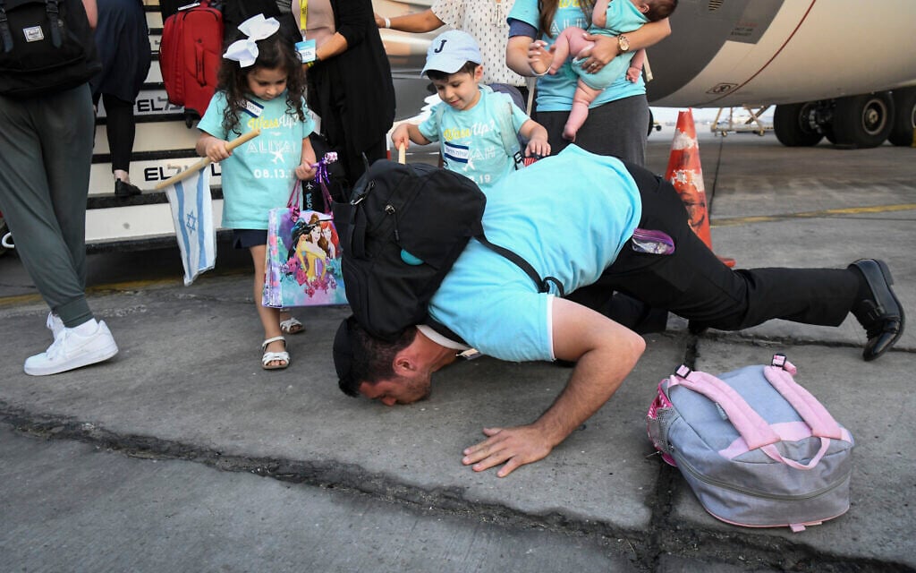 Immigration drill tests Israel’s readiness for en masse ingathering of exiled Jews