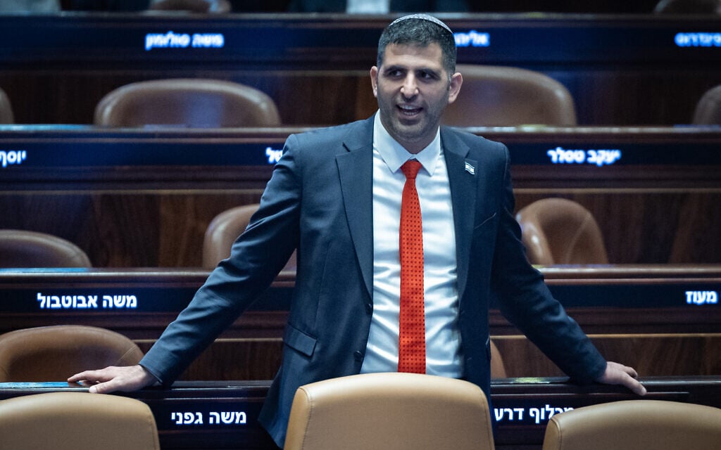 Knesset to weigh creating special panel to advance stormy media regulation bill