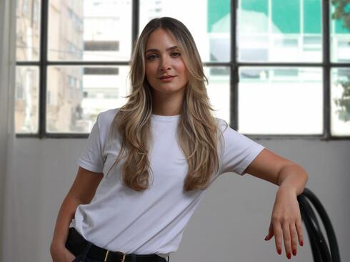 The moves by AI giants Google and OpenAI challenge startups – and offer a massive opportunity