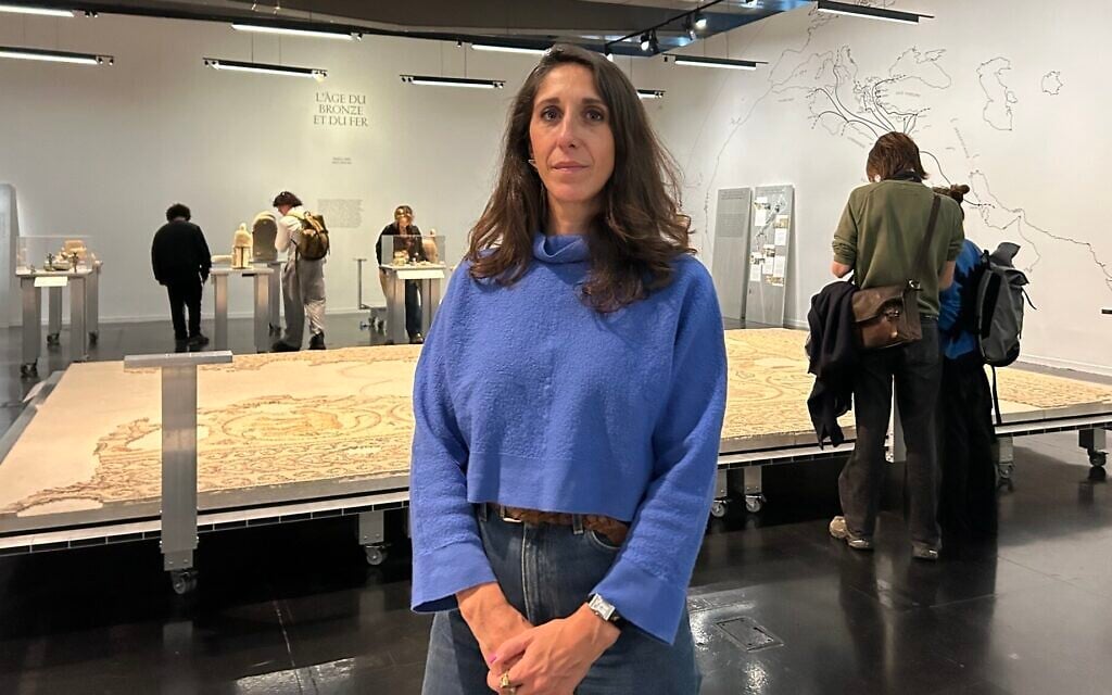 Paris display shows Gaza’s imperiled heritage via artifacts exiled after 2007 Hamas coup