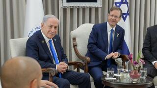 Netanyahu cites war, public service and national healing in push for presidential pardon