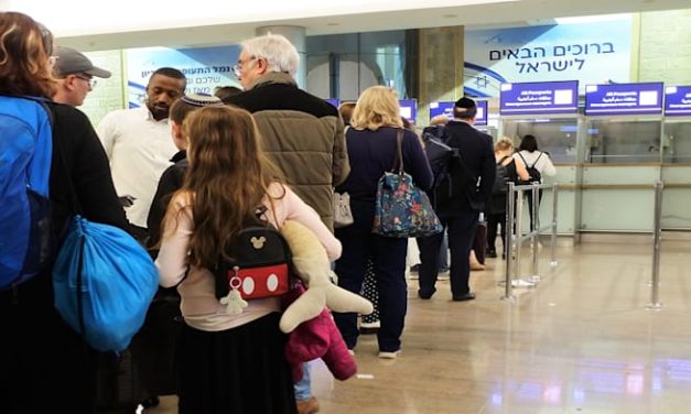 Smotrich plans 0% income tax for new immigrants