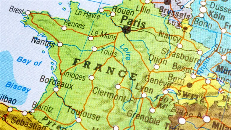 France: Caregiver to stand trial for alleged poisoning of Jewish family