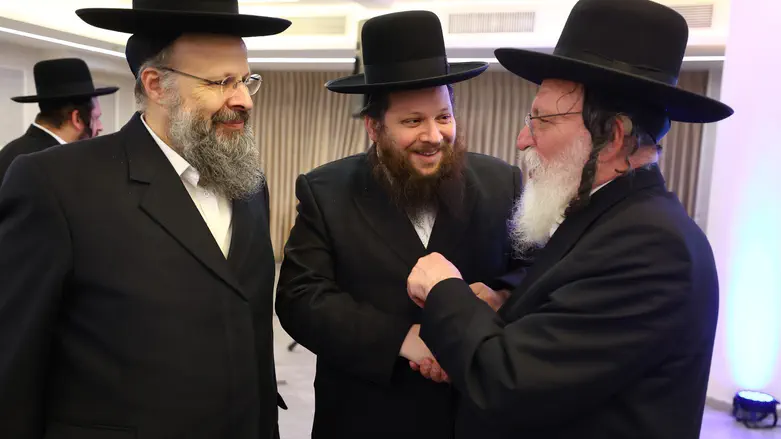 Access to 100,000 Consumers: The Gur Hassidic business model