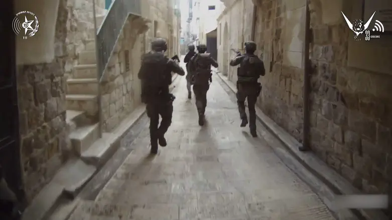 Undercover officers arrest suspect in broad daylight in the heart of Shechem