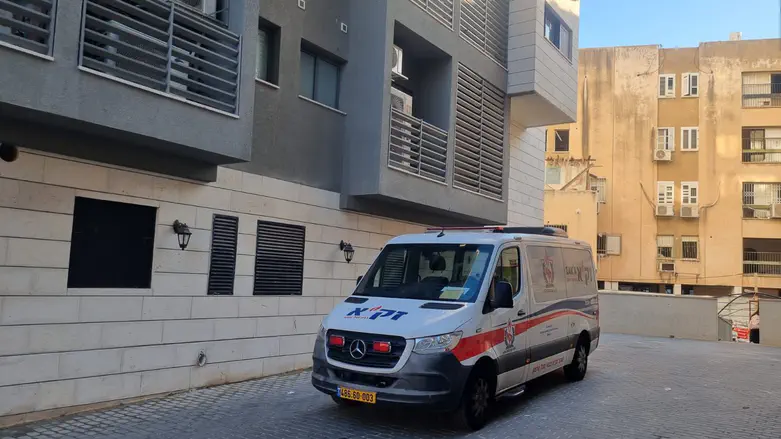 12-year-old boy found lifeless at Bnei Brak home