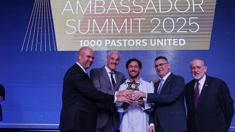 ‘Faith kept me alive’: Omer Shem Tov receives award in emotional Jerusalem ceremony