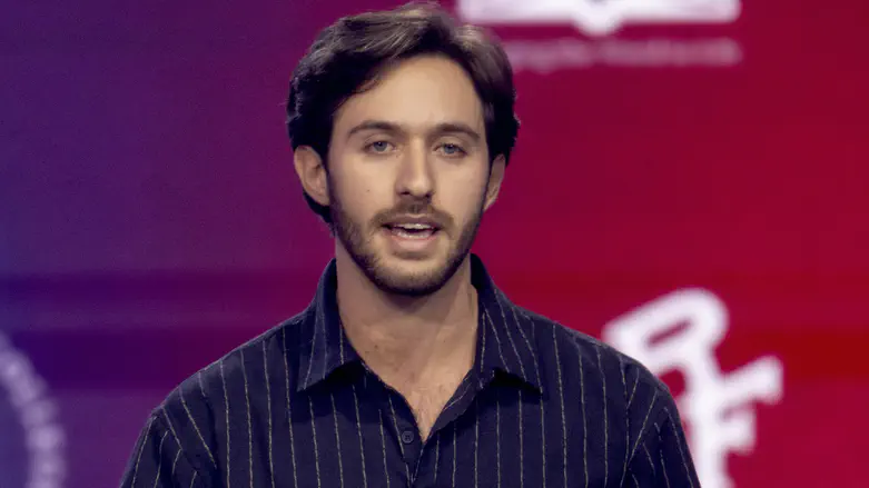 Turning Point Conference: Omer Shem Tov reveals the Psalm that helped him in captivity