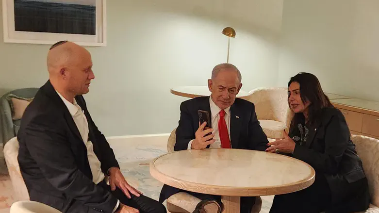 PM speaks with Elon Musk, who agrees to visit Israel