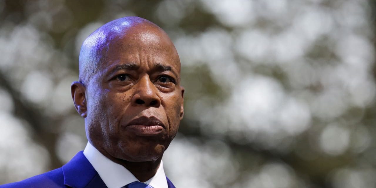 NYC Mayor Adams signs executive orders protecting Jewish community, Israel investments