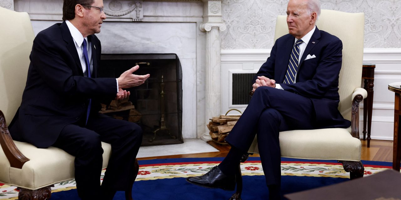 Stuck in the middle: How President Herzog handles Netanyahu will define his legacy – opinion