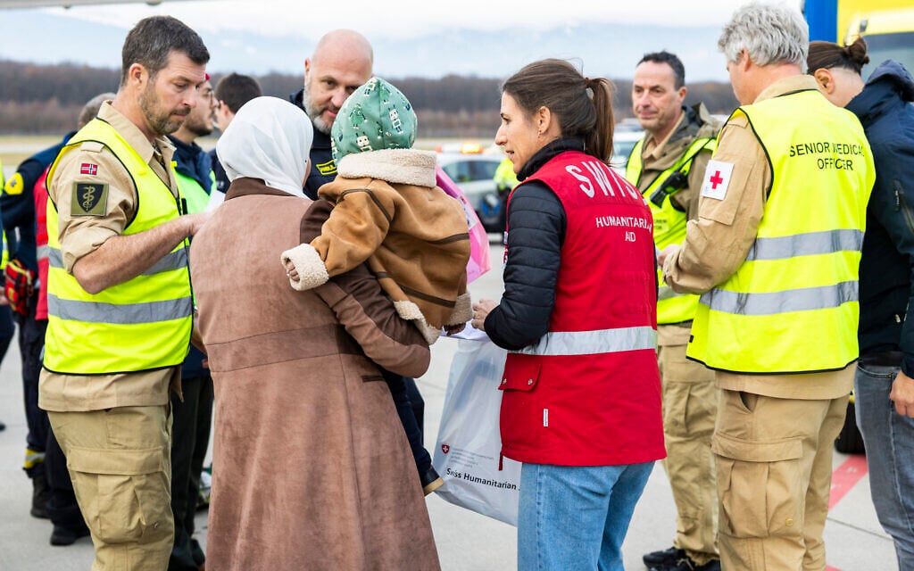 MSF urges international community to take in tens of thousands of Gazan patients