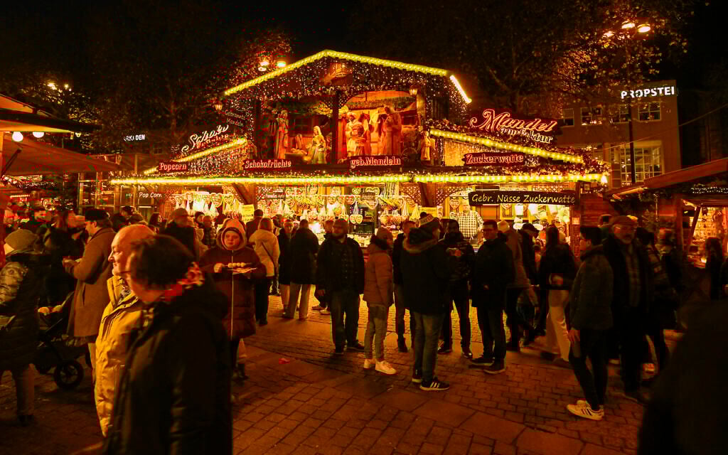 Germany foils suspected Islamist car ramming plot on Christmas market