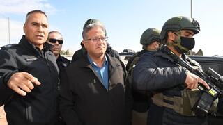 Clashes erupt during Ben-Gvir visit to Negev Bedouin town after arrests