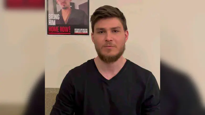 Former hostage Sasha Troufanov describes torture, harassment