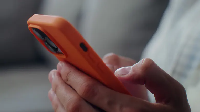 Report: Internet access to be fully restored across Iran by Saturday