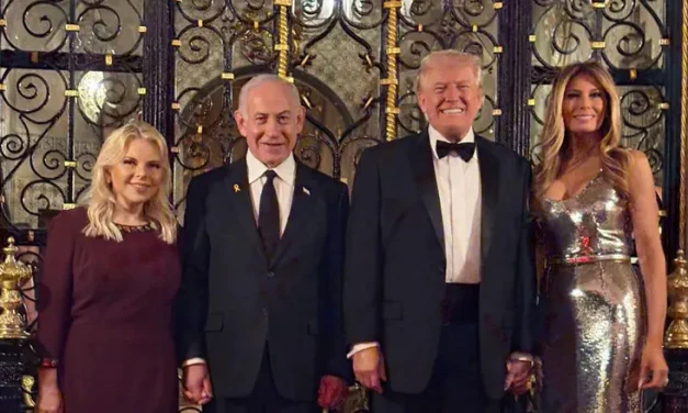 Netanyahus attends Trumps’ New Year’s Eve gala