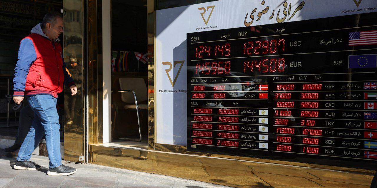 Experts see systemic fractures in Iran protests, not single-leader movement