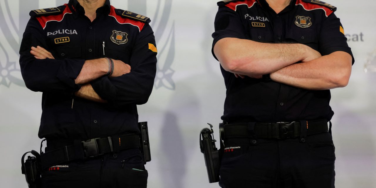 Barcelona police arrest Chinese businessman for financing Hamas through his beauty shop