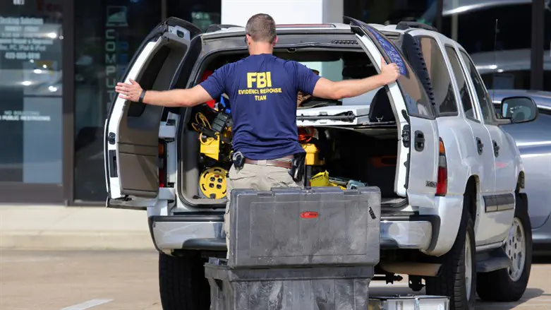 Siblings charged after explosive device found at CENTCOM base