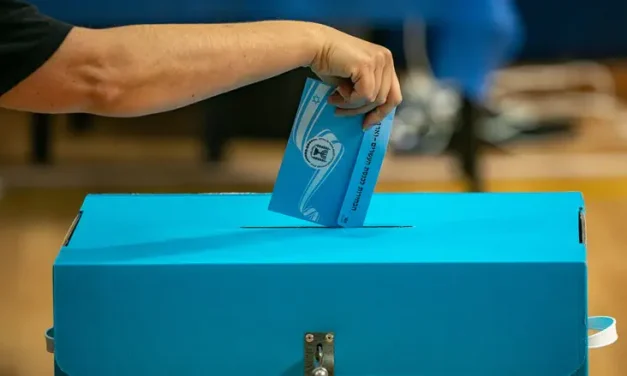 Despite sirens: Akko elects a new mayor