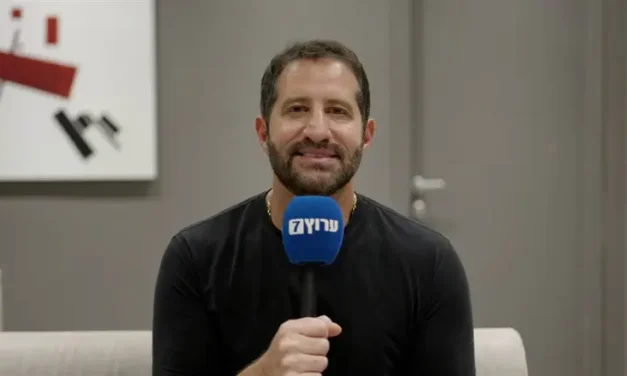 Jewish comedian Modi pulls out of Passover event due to Mamdani participation