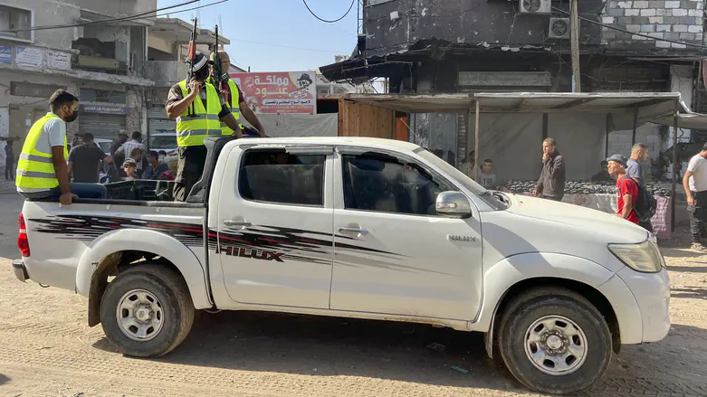 Hamas rebuilding rapidly in Gaza as Israel’s attention remains elsewhere, experts warn