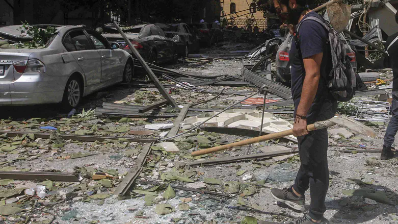 Iranian missile lands near Beirut