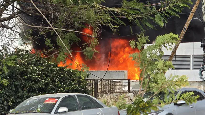 Three impact sites: One murdered in missile strike on Nahariya