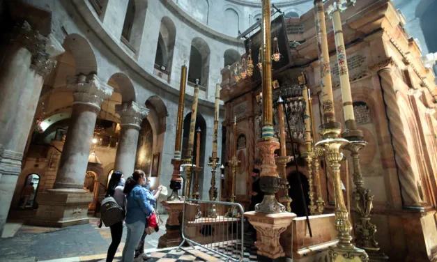 Israel approves limited prayers at Church of the Holy Sepulchre