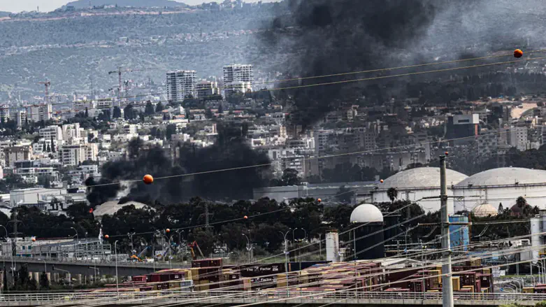 Haifa refinery hit by launches towards north Israel