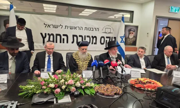 Watch: Israel sells leavened foods ahead of Passover