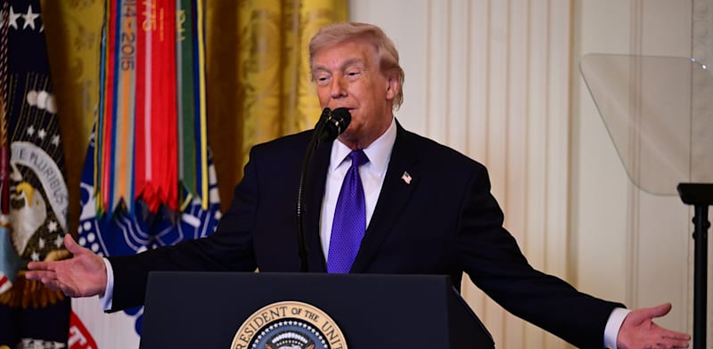 TASE losses moderate after Trump announces Iran talks