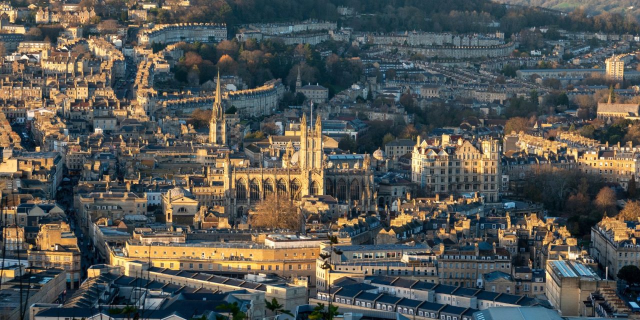 Mayor of Bath, England, resigns after amplifying idea that Jewish ambulance arson was a ‘false flag’ attack