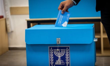 One month of war uncertainty leaves Israel’s political map unchanged – poll