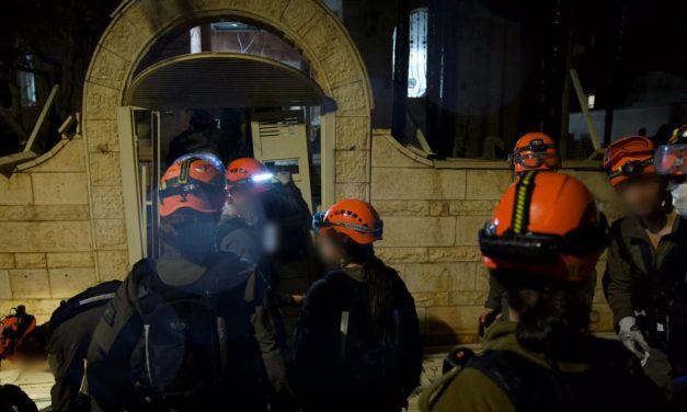 Dimona residents report repeated runs to shelter during Iranian missile attack