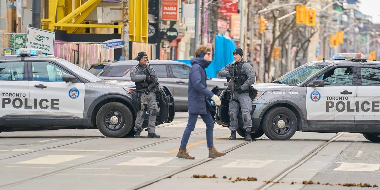 Toronto Police to deploy armed officers, bans pro-Palestinian protests in Jewish areas