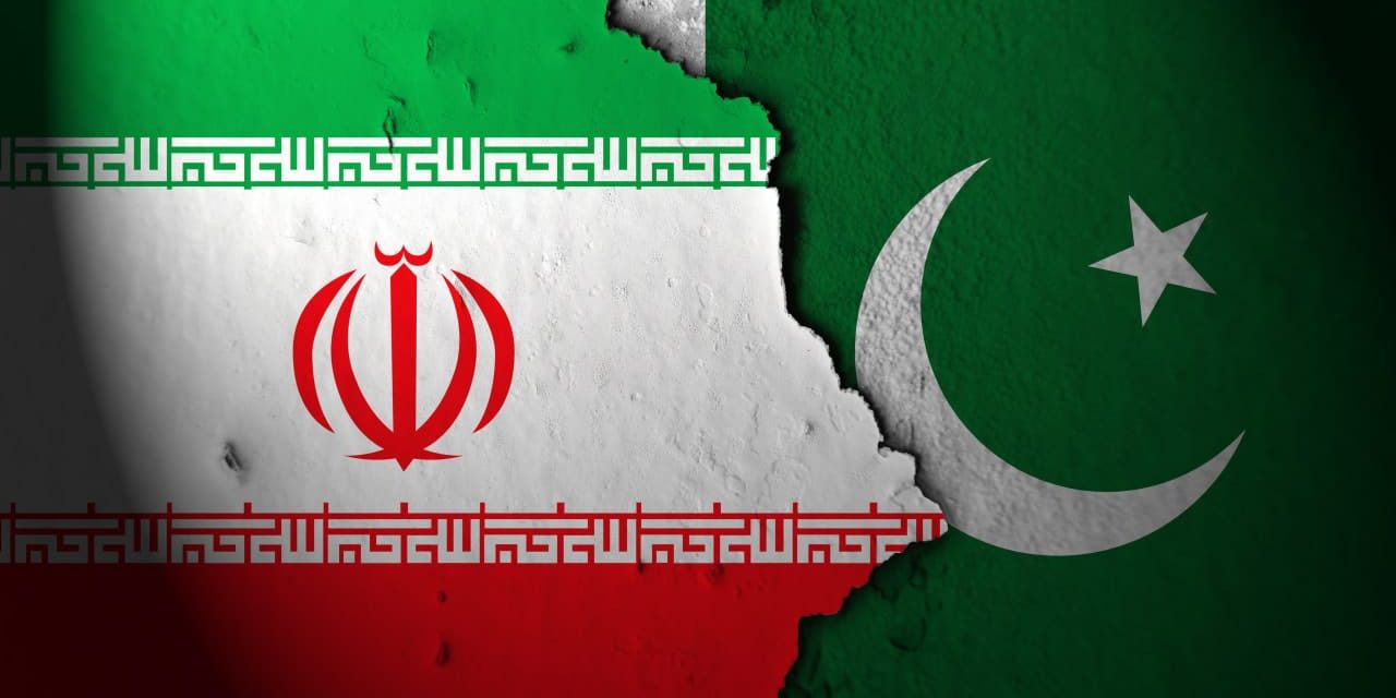 Pakistan steps up mediation efforts between Iran, US to end conflict as war enters second month