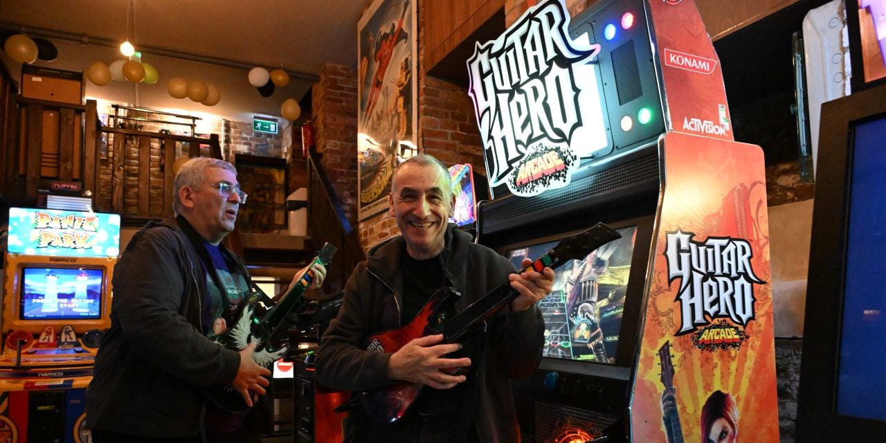 Budapest: Spa hotel, Jewish heritage, and Danube nights