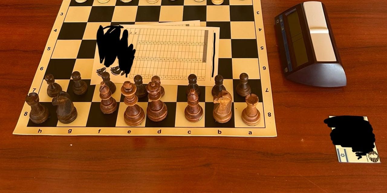 Israeli chess player expected a forfeit, her Iranian opponent showed up